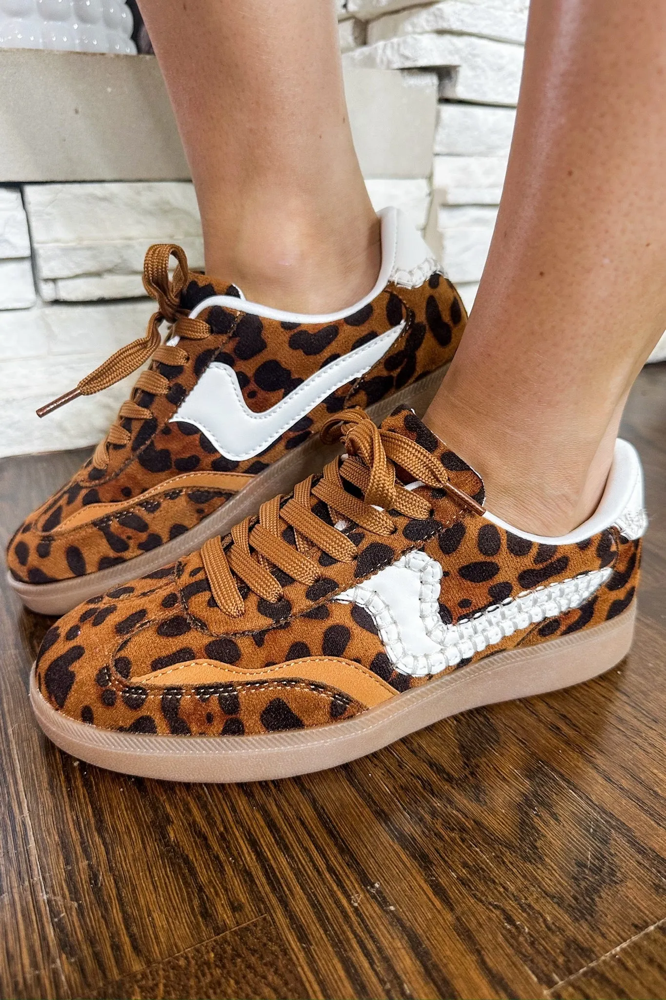 Designer Inspired Modern Leopard Print Vintage Sneaker