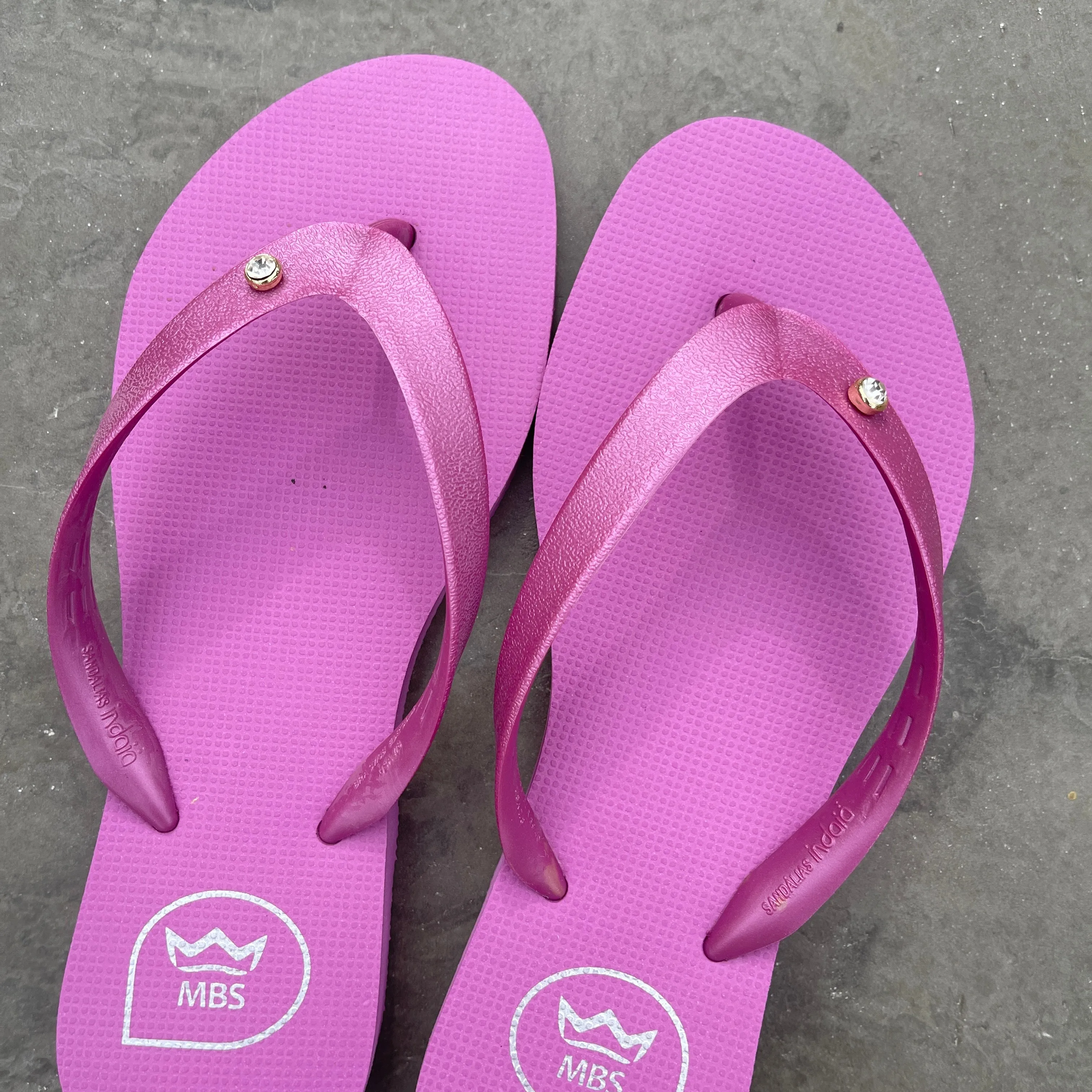 Natural Rubber Flip Flops Solid Pink Crystal Flower